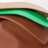 Clutch «Flamenco» Média em Camadas, em pele de bezerro napa Clutch «Flamenco» Média em Camadas, em pele de bezerro napa