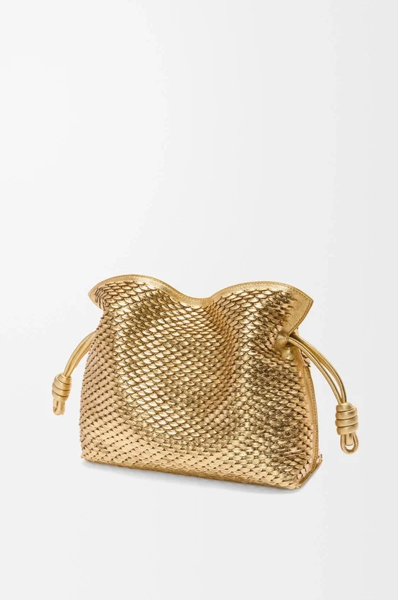 Clutch Flamenco Média em pele de borrego laminada Clutch Flamenco Média em pele de borrego laminada