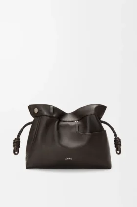 Clutch Panta Medium Flamenco em pele de bezerro brilhante