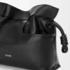 Clutch Panta Medium Flamenco em pele de bezerro brilhante Clutch Panta Medium Flamenco em pele de bezerro brilhante