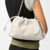 Flamenco Purse Média em pele de bezerro de grão fino Flamenco Purse Média em pele de bezerro de grão fino