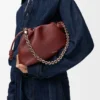 Flamenco Purse Média em pele de bezerro de grão fino Flamenco Purse Média em pele de bezerro de grão fino