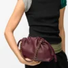 Flamenco Purse Média em pele de cordeiro napa suave Flamenco Purse Média em pele de cordeiro napa suave