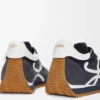 Flow Runner 2.0 em nylon e camurça Flow Runner 2.0 em nylon e camurça