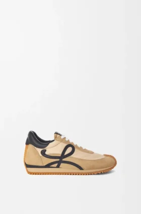 Flow Runner em nylon e camurça