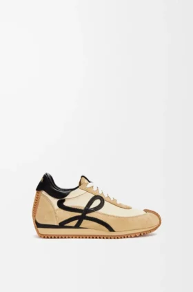 Flow Runner em nylon e camurça