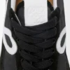 Flow Runner em nylon e camurça Flow Runner em nylon e camurça