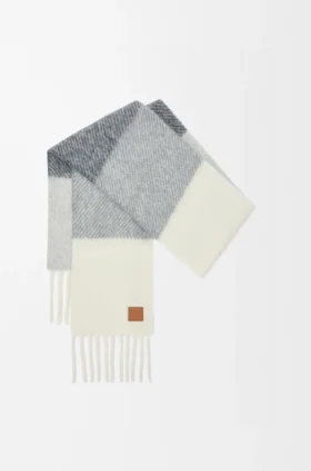 Lenço em mistura de alpaca e lã