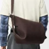 Loop Bucket em nubuck granulado Loop Bucket em nubuck granulado