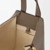 Mala Hammock Compact em pele de bezerro com grão suave Mala Hammock Compact em pele de bezerro com grão suave