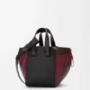 Mala Hammock Compact em pele de bezerro napa Mala Hammock Compact em pele de bezerro napa