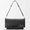 Mala Tote «Bob Folded» em pele de bezerro brilhante e flexível Mala Tote «Bob Folded» em pele de bezerro brilhante e flexível