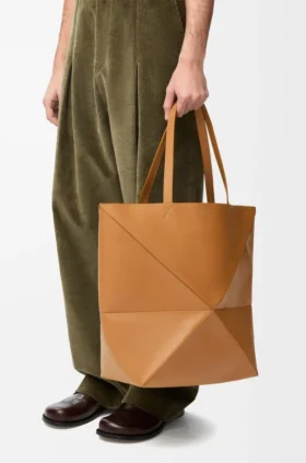 Mala Tote Puzzle Fold XL em pele de bezerro brilhante Mala Tote Puzzle Fold XL em pele de bezerro brilhante