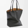Mala Tote Puzzle Fold XL em pele de bezerro brilhante Mala Tote Puzzle Fold XL em pele de bezerro brilhante