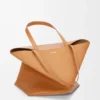 Mala Tote Puzzle Fold XL em pele de bezerro brilhante Mala Tote Puzzle Fold XL em pele de bezerro brilhante