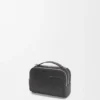 Mini bolsa a tiracolo para câmara em pele de bezerro acetinada Mini bolsa a tiracolo para câmara em pele de bezerro acetinada
