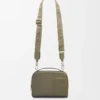 Mini bolsa a tiracolo para câmara em pele de bezerro acetinada Mini bolsa a tiracolo para câmara em pele de bezerro acetinada