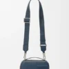 Mini bolsa a tiracolo para câmara em pele de bezerro acetinada Mini bolsa a tiracolo para câmara em pele de bezerro acetinada
