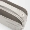 Mini bolsa a tiracolo para câmara em pele de bezerro acetinada Mini bolsa a tiracolo para câmara em pele de bezerro acetinada