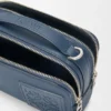 Mini bolsa a tiracolo para câmara em pele de bezerro acetinada Mini bolsa a tiracolo para câmara em pele de bezerro acetinada