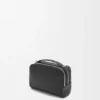 Mini bolsa de câmera a tiracolo em pele de bezerro com grão suave Mini bolsa de câmera a tiracolo em pele de bezerro com grão suave