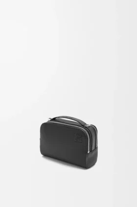 Mini bolsa de câmera a tiracolo em pele de bezerro com grão suave