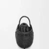 Mini-bolsa redonda tipo cesto «Diamond» em pele de bezerro Mini-bolsa redonda tipo cesto «Diamond» em pele de bezerro