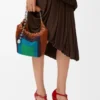 Mini-bolsa «Squeeze» em couro com contas Mini-bolsa «Squeeze» em couro com contas