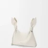 Mini-bolsa tipo lenço em pele de bezerro lisa Mini-bolsa tipo lenço em pele de bezerro lisa