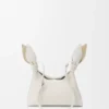 Mini-bolsa tipo lenço em pele de bezerro lisa Mini-bolsa tipo lenço em pele de bezerro lisa