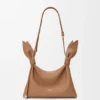 Mini-bolsa tipo lenço em pele de bezerro lisa Mini-bolsa tipo lenço em pele de bezerro lisa