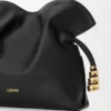 Mini Clutch Coil Flamenco em pele de bezerro napa Mini Clutch Coil Flamenco em pele de bezerro napa