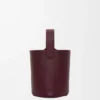 Mini Pebble Bucket em pele de bezerro lisa Mini Pebble Bucket em pele de bezerro lisa