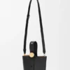 Mini Pebble Bucket em pele de bezerro lisa Mini Pebble Bucket em pele de bezerro lisa