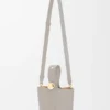 Mini Pebble Bucket em pele de bezerro lisa Mini Pebble Bucket em pele de bezerro lisa