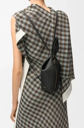 Mochila «Scarf» em pele de bezerro lisa
