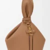 Mochila «Scarf» em pele de bezerro lisa Mochila «Scarf» em pele de bezerro lisa