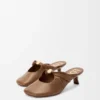 Mule «Pebble Soft» em pele de borrego napa Mule «Pebble Soft» em pele de borrego napa