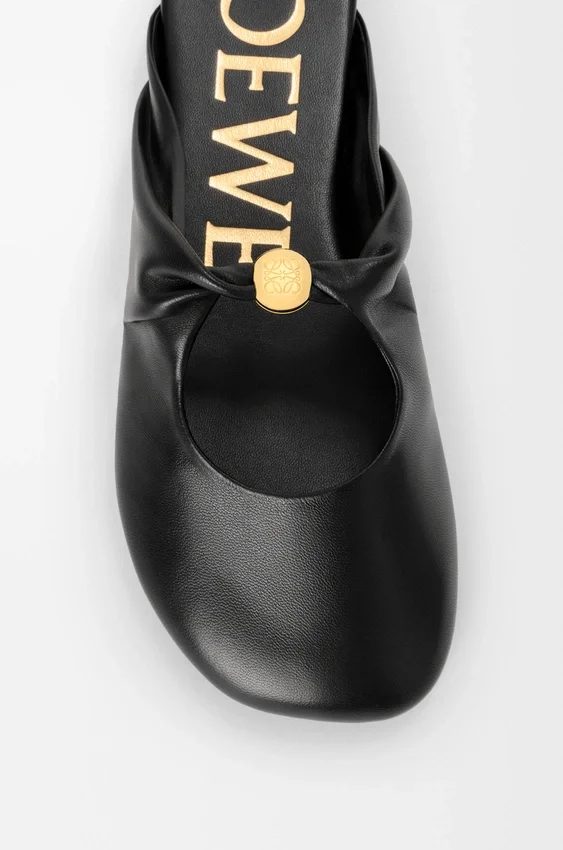 Mule «Pebble Soft» em pele de borrego napa Mule «Pebble Soft» em pele de borrego napa