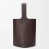 Pebble Bucket grande em pele de bezerro granulada e flexível Pebble Bucket grande em pele de bezerro granulada e flexível