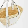 Pequena bolsa tipo cesto em folha de palmeira e pele de bezerro Pequena bolsa tipo cesto em folha de palmeira e pele de bezerro