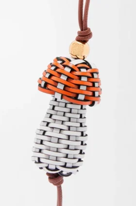 Pingente em forma de cogumelo em pele de bezerro clássica Pingente em forma de cogumelo em pele de bezerro clássica