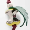 Pingente em forma de maçã em latão e pele de bezerro Pingente em forma de maçã em latão e pele de bezerro