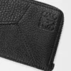 Porta-cartões e moedas Puzzle em pele de bezerro granulada e flexível Porta-cartões e moedas Puzzle em pele de bezerro granulada e flexível