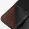 Porta-moedas Switch em pele de bezerro granulada macia e camurça Porta-moedas Switch em pele de bezerro granulada macia e camurça