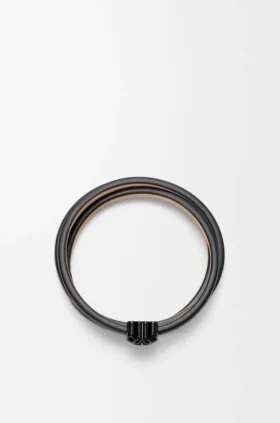 Pulseira Anagram Bombé Twist em pele de bezerro