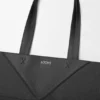Saco Tote Médio Horizontal com Puzzle Fold em Pele de Bezerro de Grão Suave Saco Tote Médio Horizontal com Puzzle Fold em Pele de Bezerro de Grão Suave