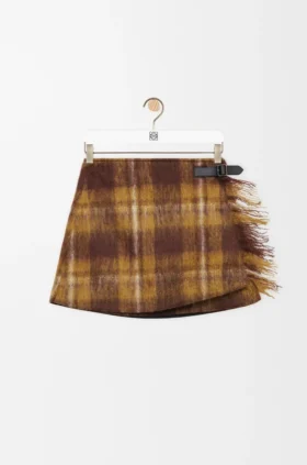 Saias em mistura de mohair e lã Saias em mistura de mohair e lã