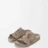 Sandália Ease Monogram em camurça Sandália Ease Monogram em camurça