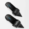 Sapatos de salto com aba em origami em pele de borrego Sapatos de salto com aba em origami em pele de borrego